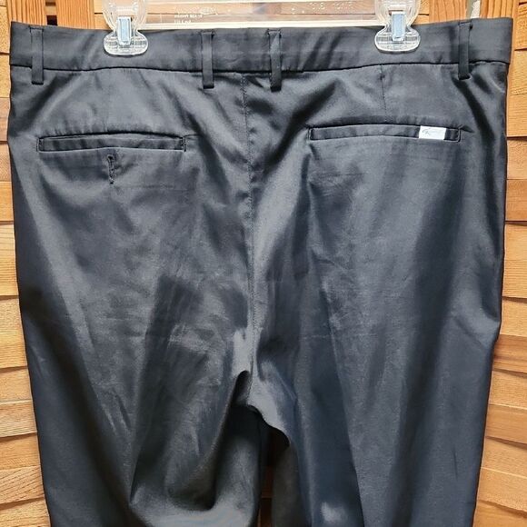 Greg Norman Attack Life Black Pants Men 36 x 32 Golf Flat Front Slacks Polyester - Picture 4 of 8